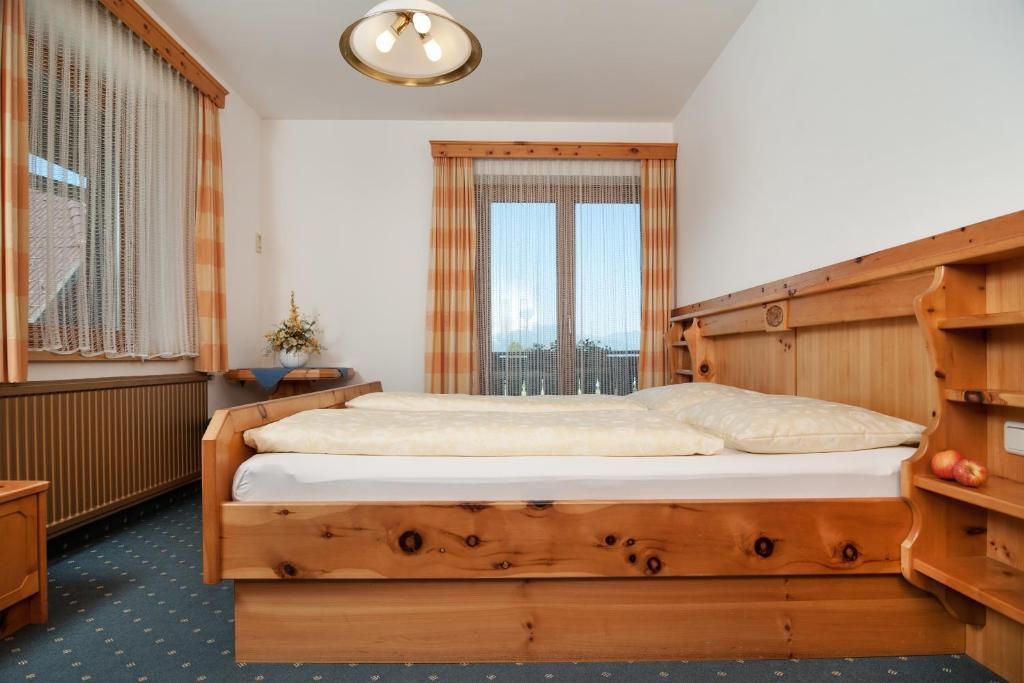 Hubertushof Latschach ober dem Faakersee Quarto foto