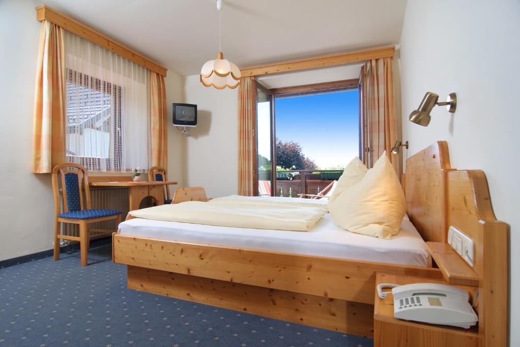 Hubertushof Latschach ober dem Faakersee Quarto foto