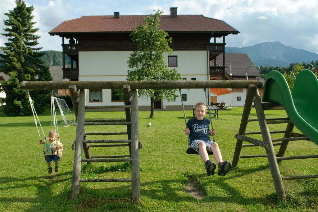 Hubertushof Latschach ober dem Faakersee Exterior foto